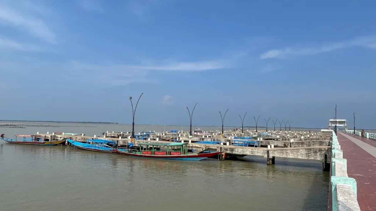 Satapada & Chilika Lake – Dolphin Tours, Secret Islands